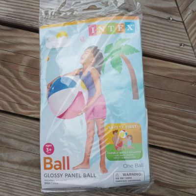A package containing one beach ball.