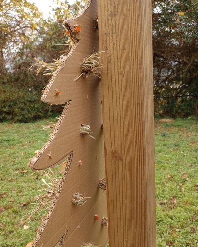 Back side of DIY holiday tree for horses.